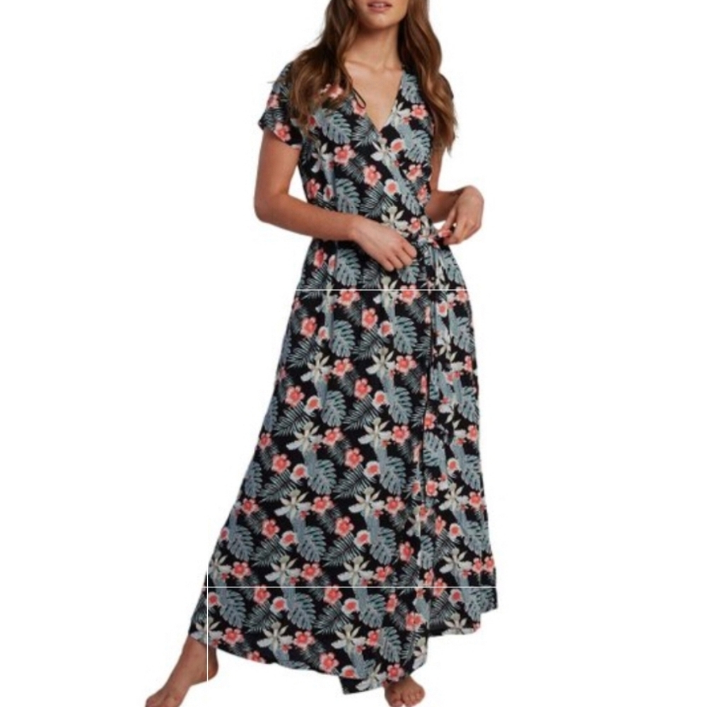 NWT Roxy District Day  Wrap Maxi Dress Floral V-neck Black Blue Red Size S